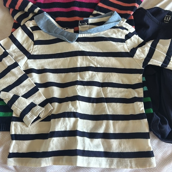 8 Piece Baby Gap Fall/Winter Dress & Shirt Lot - 2 - Picture 5 of 7